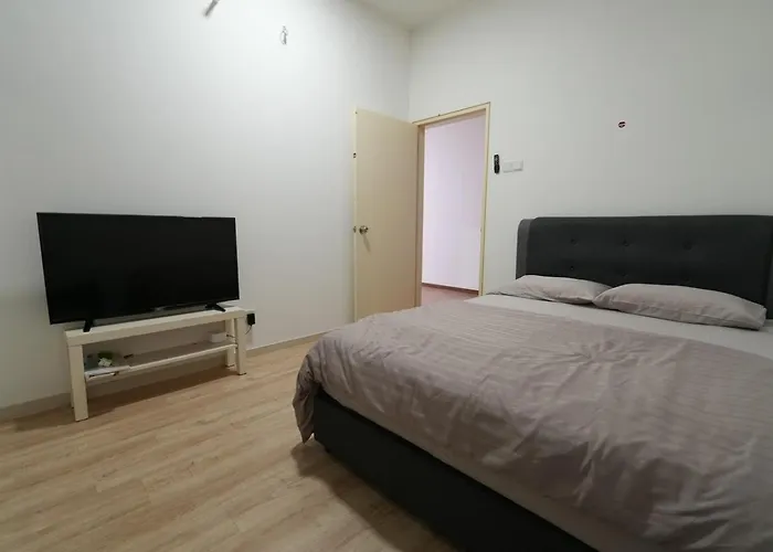 Flat In Cyberjaya 2R 2Br 5 Mins Driving To Tamarind Square